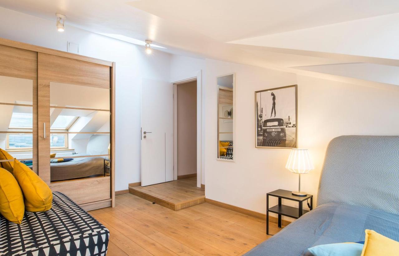 Central 2-Level Penthouse With Terrace And Free Parking Riga Dış mekan fotoğraf