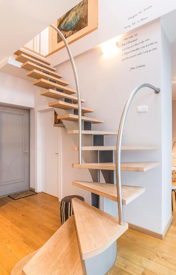 Central 2-Level Penthouse With Terrace And Free Parking Riga Dış mekan fotoğraf