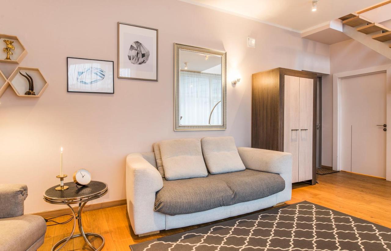 Central 2-Level Penthouse With Terrace And Free Parking Riga Dış mekan fotoğraf